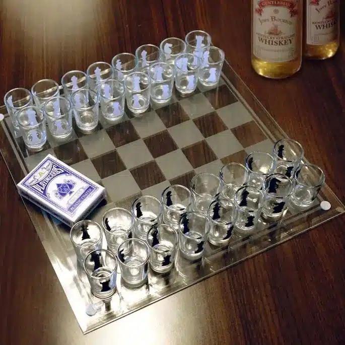 Shotglass Chess Set – Schaak Drankspel – Incl. 32 Shotglaasjes